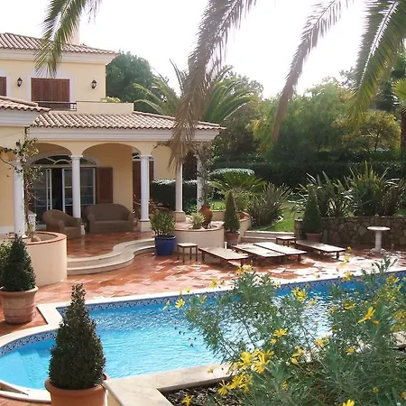 Villa Mataluka By Shirley Dunne