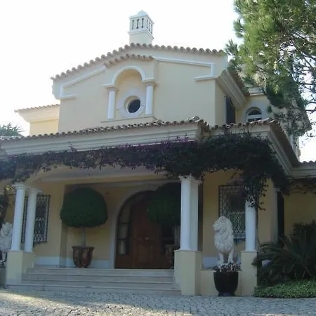 Villa Mataluka By Shirley Dunne *